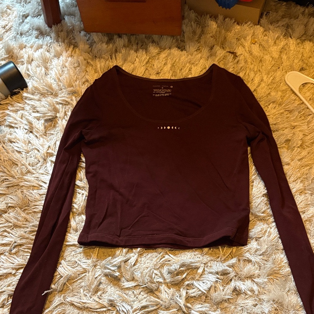 Purusha People Pathway Thumbhole Top